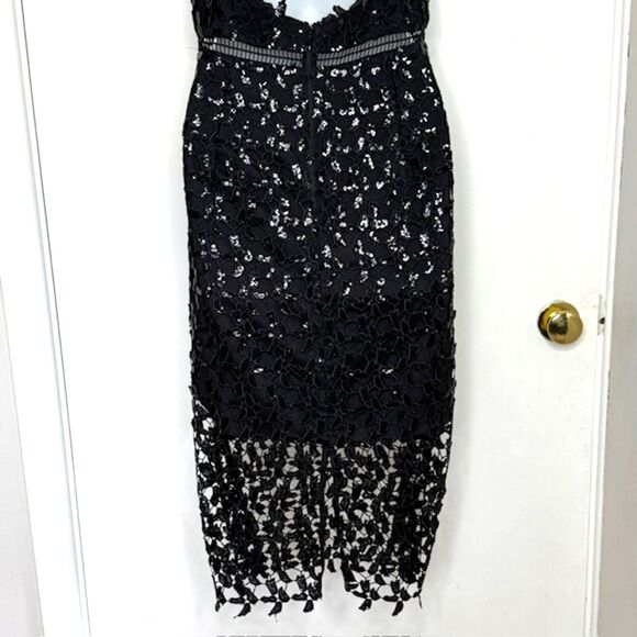 BARDOT BLACK LACE GEMMA HALTER COCKTAIL DRESS SIZE 6 SMALL - Picture 10 of 16